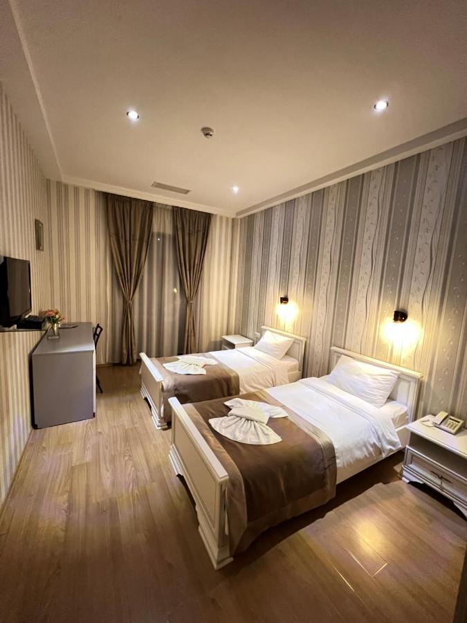 Granada Hotel And Restaurant Tbilisi Exterior photo